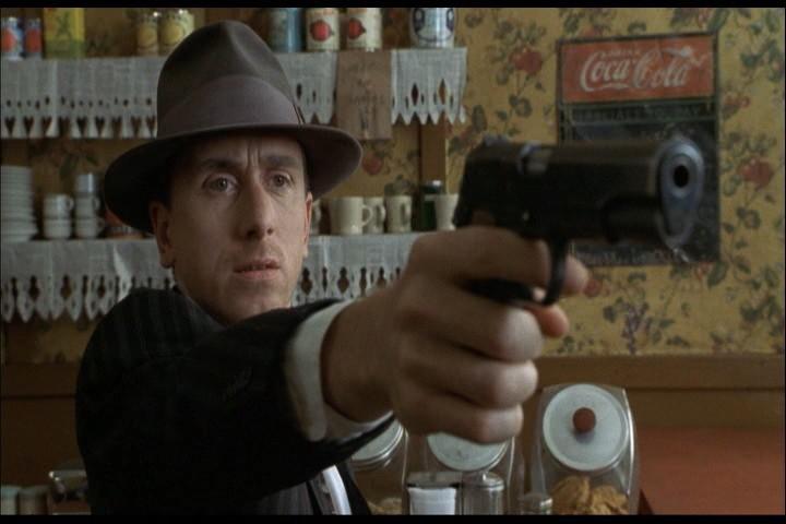 Кадр из фильма Гангстер / Hoodlum (1997)