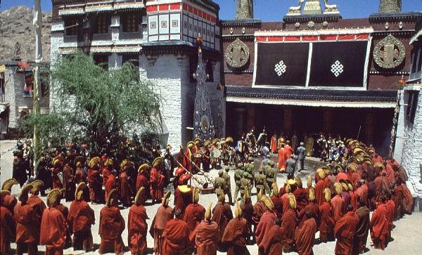 Кадр из фильма Семь лет в Тибете / Seven Years in Tibet (1997)