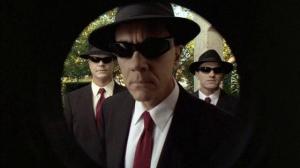 Кадры из фильма Люди-тени / The Shadow Men (1997)