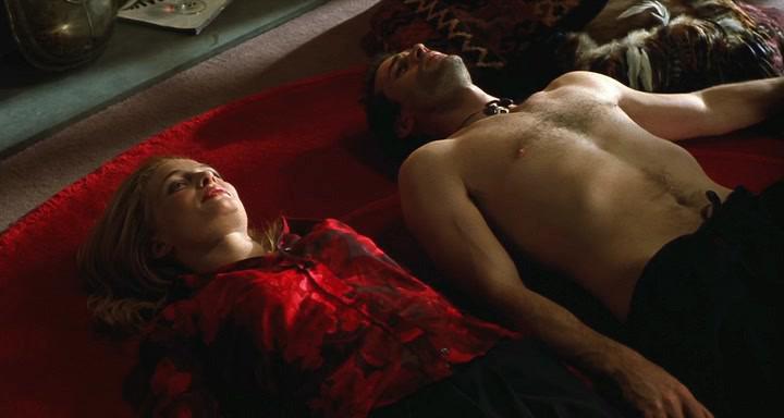 Кадр из фильма Убей меня нежно / Killing Me Softly (2002)