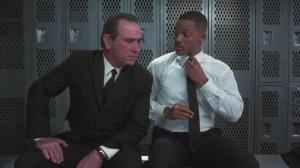 Кадры из фильма Люди в черном 2 / Men in Black 2 (2002)