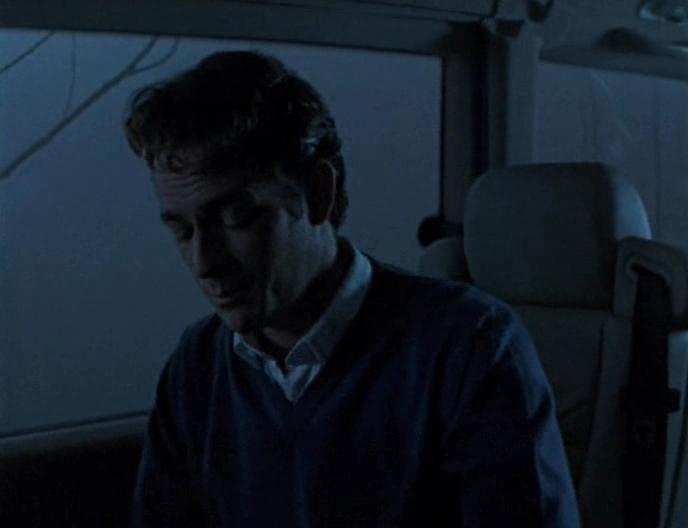 Кадр из фильма Затерянные в тумане / Fogbound (2002)