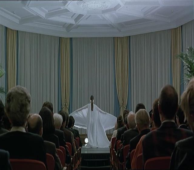 Кадр из фильма Ставки сделаны / Rien ne va plus (1997)