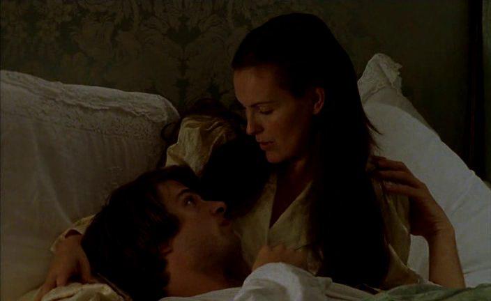 Кадр из фильма Красное и черное / Le Rouge et Le Noir (1997)