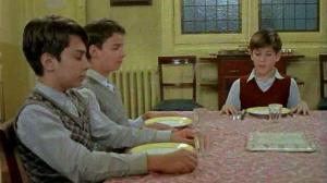 Кадры из фильма Маленький парижанин / Un petit Parisien (2002)
