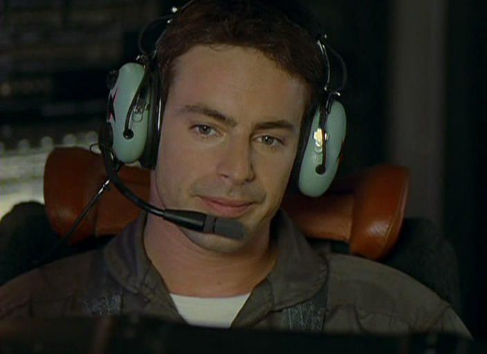 Кадр из фильма Суперпожар / Superfire (2002)