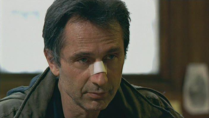 Кадр из фильма Частное дело / Une affaire privée (2002)