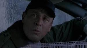 Кадры из фильма Ливень / Hard Rain (1998)