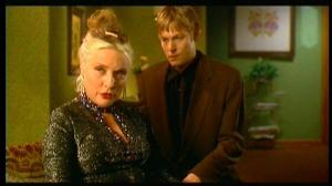 Кадры из фильма Кровь с молоком / Six Ways To Sunday (1998)