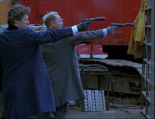Кадр из фильма Федеральная защита / Federal Protection (2002)