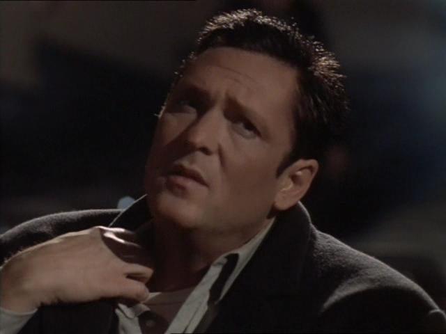 Кадр из фильма Бумажный след / Papertrail (1998)