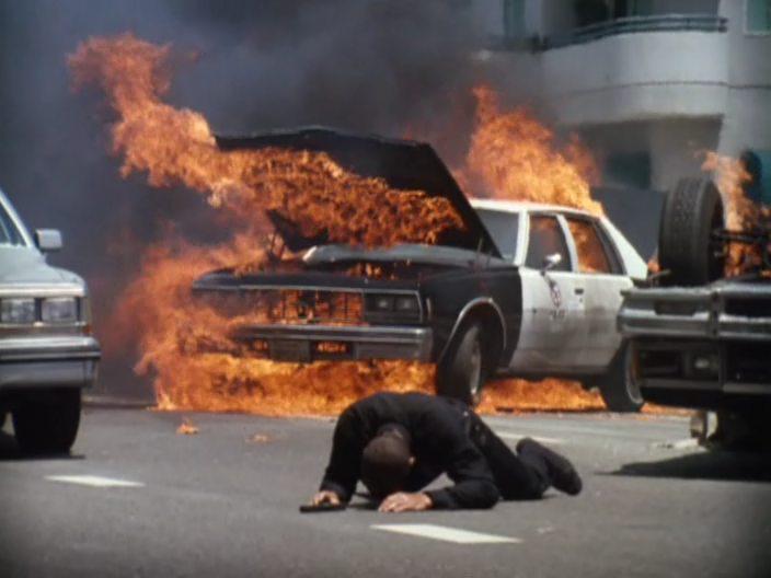 Кадр из фильма Отмщение / Recoil (1998)