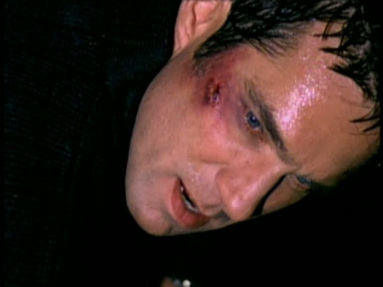 Кадр из фильма Чёрная пятница / Black Friday (2002)
