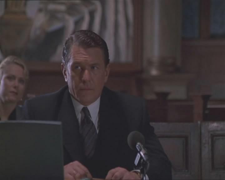 Кадр из фильма Заговор / Shadow of Doubt (1998)
