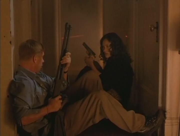 Кадр из фильма Город террора / Scarred City (1998)