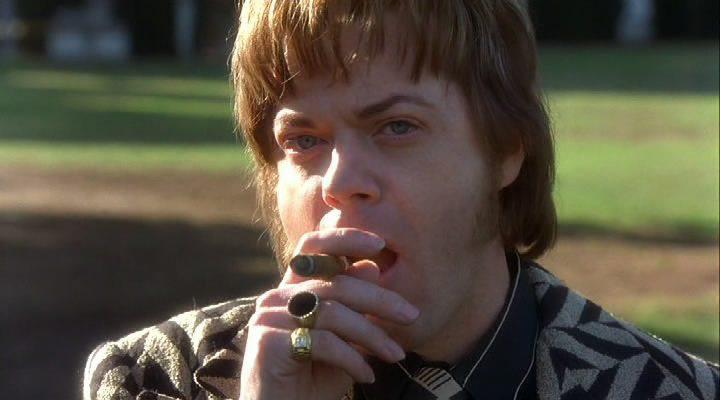 Кадр из фильма Бархатная золотая жила / Velvet Goldmine (1998)