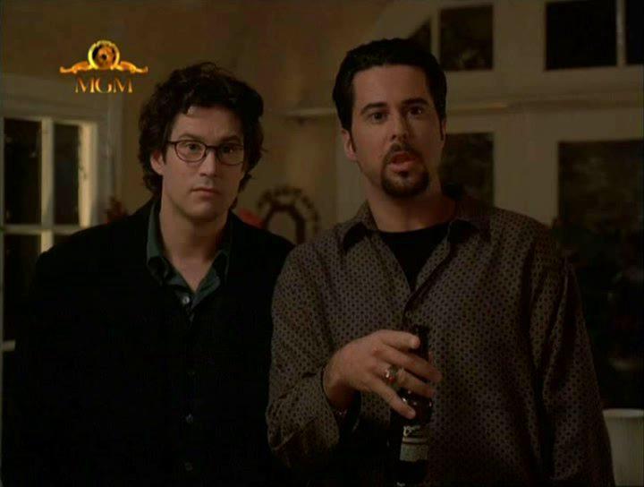 Кадр из фильма Немного безобидного секса / Just a Little Harmless Sex (1998)