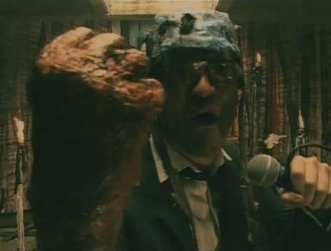 Кадр из фильма Чума зомби: Зона мутантов / Plaga zombie: Zona mutante (2001)