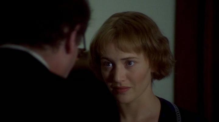 Кадр из фильма Айрис / Iris (2001)
