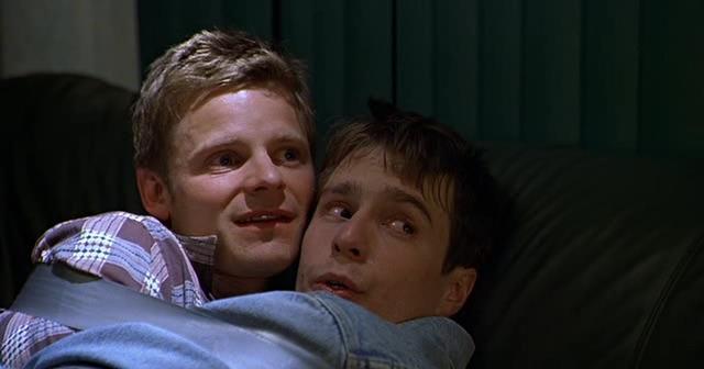 Кадр из фильма Медвежатники / Safe Men (1998)