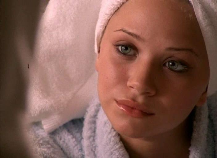 Кадр из фильма Солнечные каникулы / Holiday in the Sun (2001)