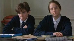 Кадры из фильма Дочь солдата никогда не плачет / A Soldier's Daughter Never Cries (1998)