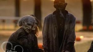 Кадры из фильма Привидение за работой / When Good Ghouls Go Bad (2001)