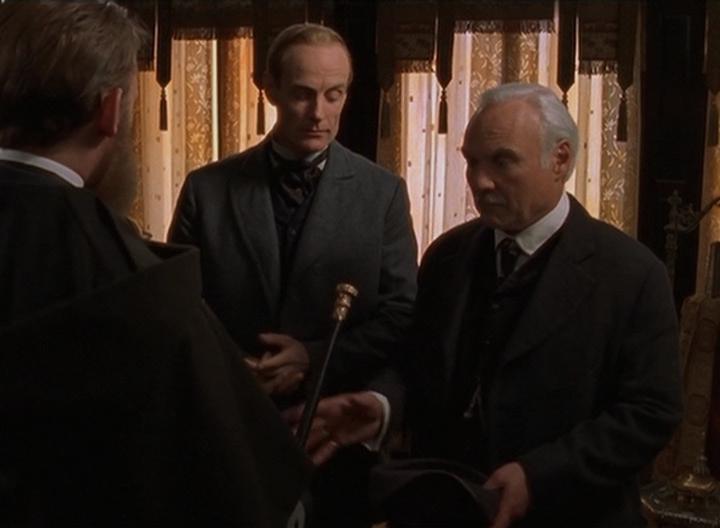 Кадр из фильма Шерлок Холмс и доктор Ватсон: Королевский скандал / The Royal Scandal (2001)