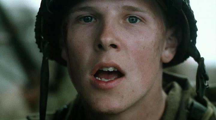 Кадр из фильма Спасти рядового Райана / Saving Private Ryan (1998)