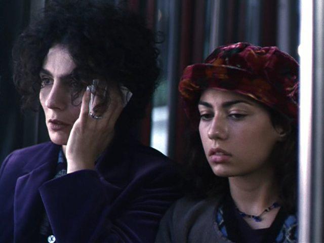 Кадр из фильма Последняя ночь / Last Night (1998)