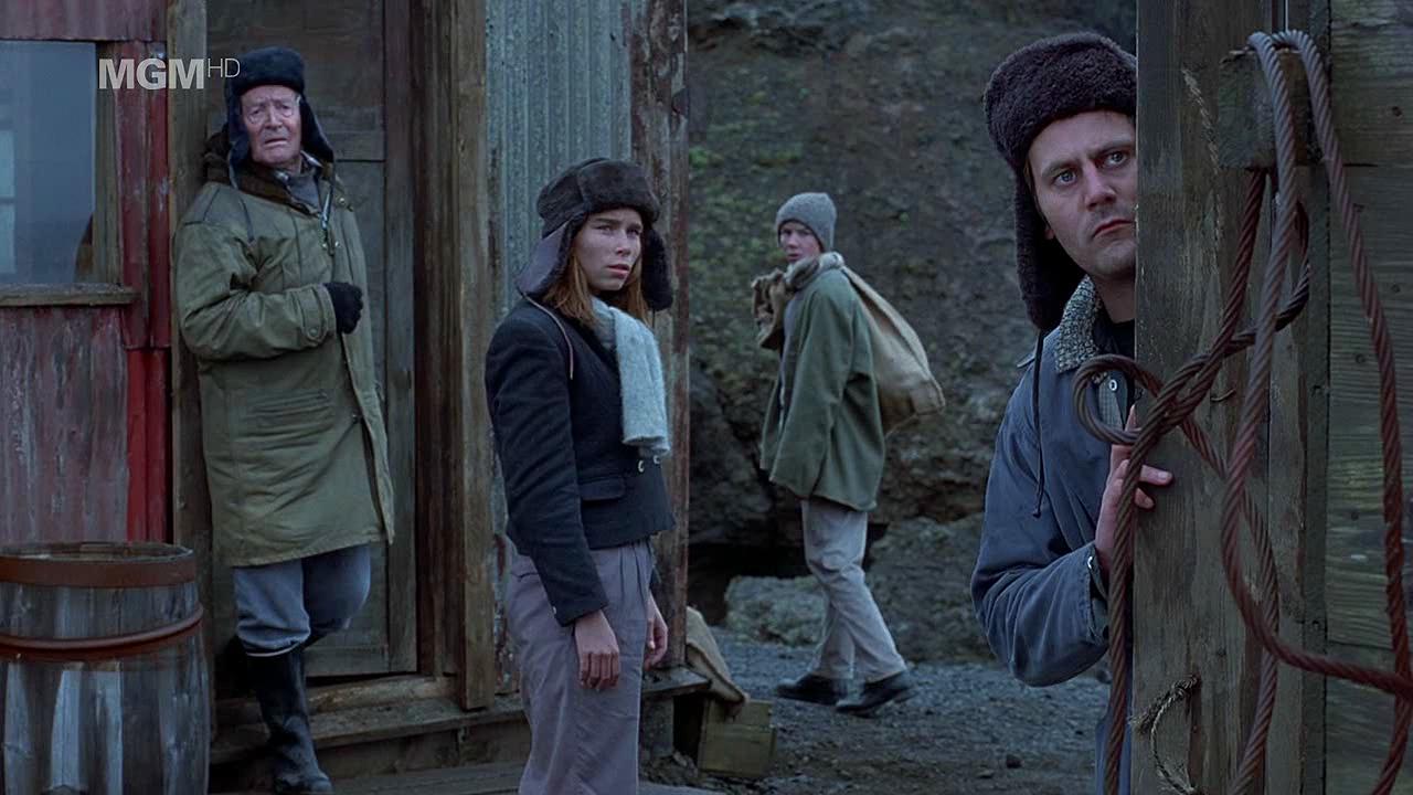 Кадр из фильма Монстр / No Such Thing (2001)