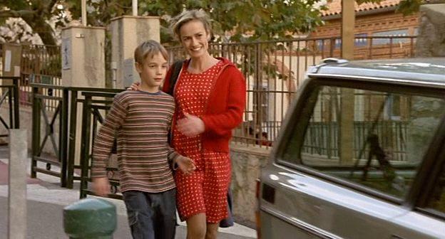 Кадр из фильма Се ля ви / C'est la vie (2001)