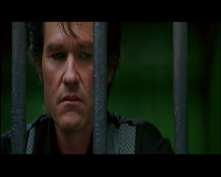 Кадр из фильма 3000 миль до Грейслэнда / 3000 Miles to Graceland (2001)