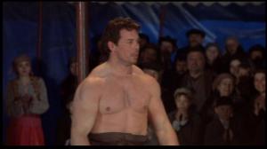 Кадры из фильма Непобедимый / Invincible (2001)