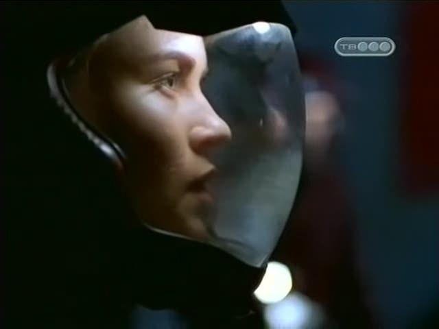 Кадр из фильма Корабль пришельцев / Alien Cargo (1999)