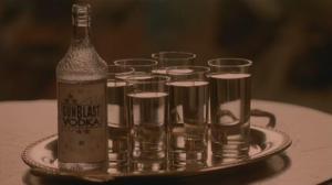 Кадры из фильма Убойная водка / Gunblast vodka (2001)