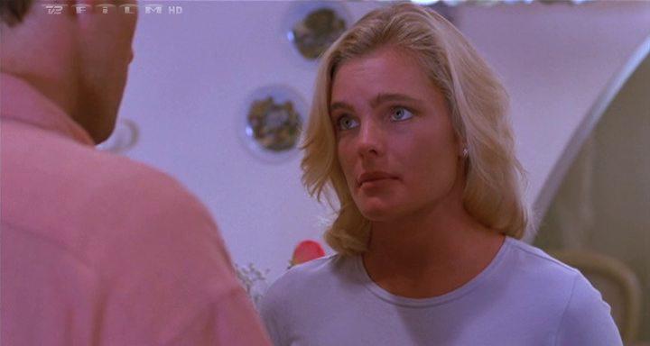 Кадр из фильма Истребитель / Stealth Fighter (1999)