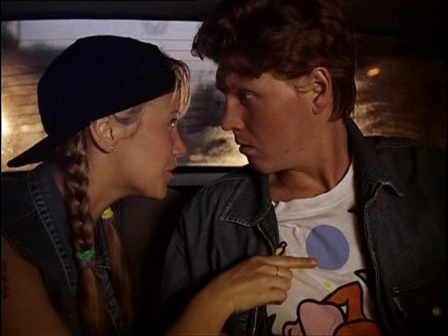 Кадр из фильма Любовь зла... (1999)