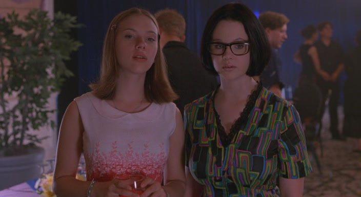Кадр из фильма Призрачный мир / Ghost World (2001)