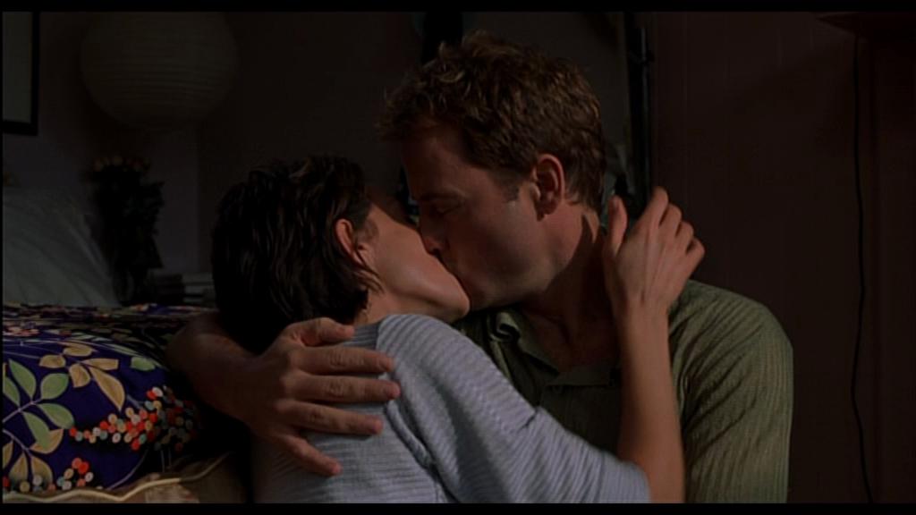 Кадр из фильма Флирт со зверем / Someone Like You... (2001)