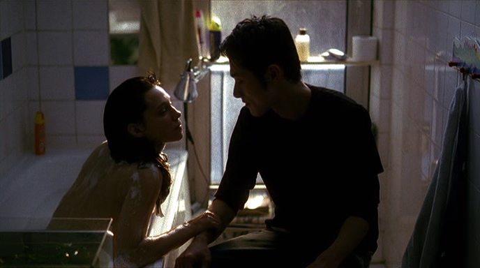 Кадр из фильма Через день / In den Tag hinein (2001)