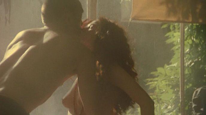 Кадр из фильма Невеста ветра / Bride of the Wind (2001)