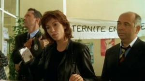 Кадры из фильма Незначительное влияние / Trafic d'influence (1999)