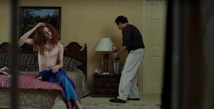 Кадр из фильма Город и деревня / Town & Country (2001)