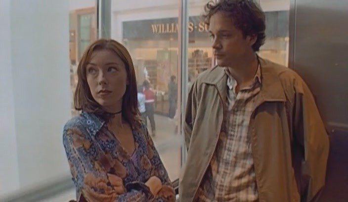 Кадр из фильма Центр мира / The Center of the World (2001)