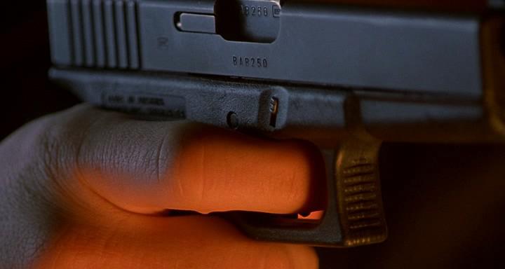 Кадр из фильма Наблюдатель / The Watcher (2001)