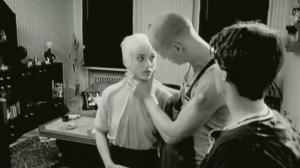 Кадры из фильма Будь начеку! / Oi! Warning (1999)