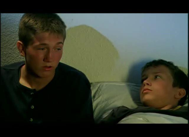 Кадр из фильма Неразлучные / Les inséparables (2001)