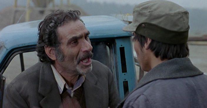 Кадр из фильма Дождь / Baran (2001)