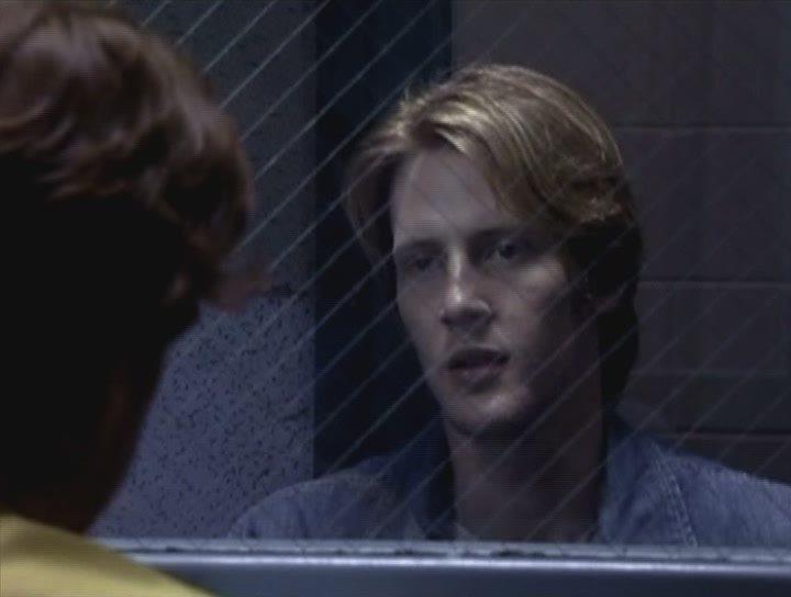Кадр из фильма По ту сторону Cолнца / The Other Side of the Door (2001)